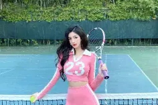 网红红毯无滤镜惊天反转：皮皮朱脸肿孙恩盛瘦成杆 全网热议撞脸原形毕露